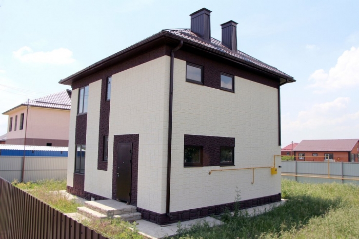 Построенный дом по технологии "Техноблок" - несъёмная облицовочная опалубка. Строительство домов из техноблоков - http://tehnobloka.net