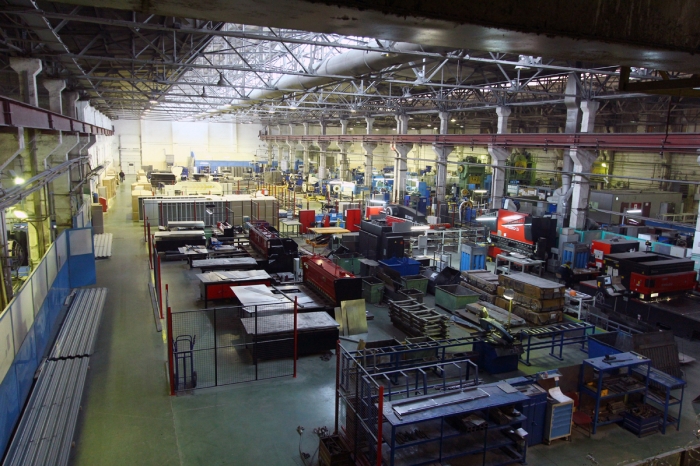 Производственная мощность завода реализована в 3-х цехах, на 16-ти участках и 2-х лабораториях.
С 2010 по 2017 год выполнена комплексная программа техперевооружения и модернизации во всех производственных цехах.