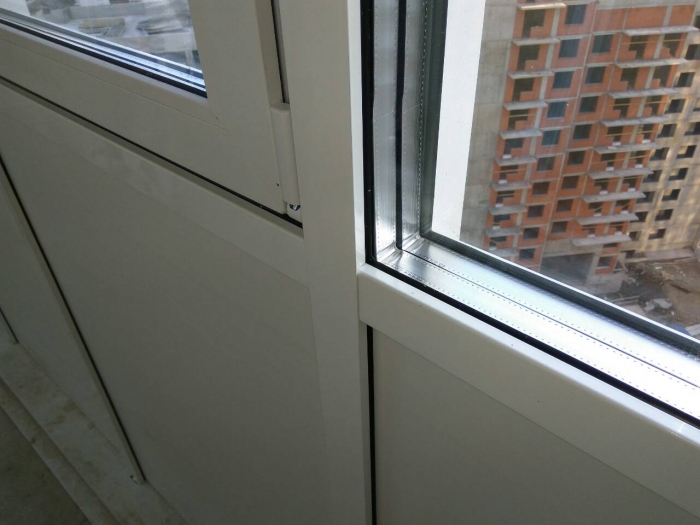 Остекление и обшивка балкона