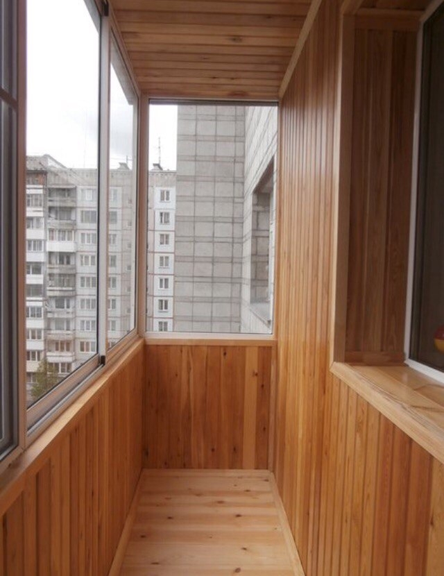 Остекление и отделка балкона на улице Стартовая 35