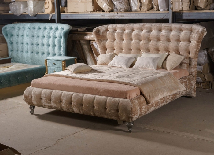 Роскошная кровать в стиле Арт Деко Элизабет изготавливаем на заказ в разных размерах и цветах подробней на сайте https://mebelm-spb.ru/catalog/spalnya/myagkie_krovati/
