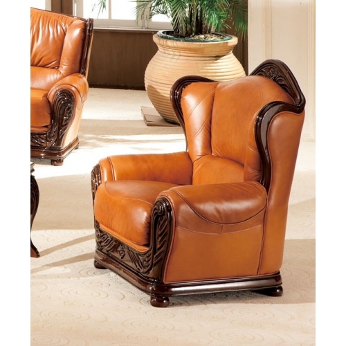 Кожаное кресло для гостиной или кабинета в классическом стиле с кожаной обивкой, в наличии в цветах: бежевый, молочный, рыжий, коричневый, бордо, зелёный. Производство Китай.  Подробней на сайте https://mebelm-spb.ru/catalog/myagkaya_mebel/kozhanye_kresla/