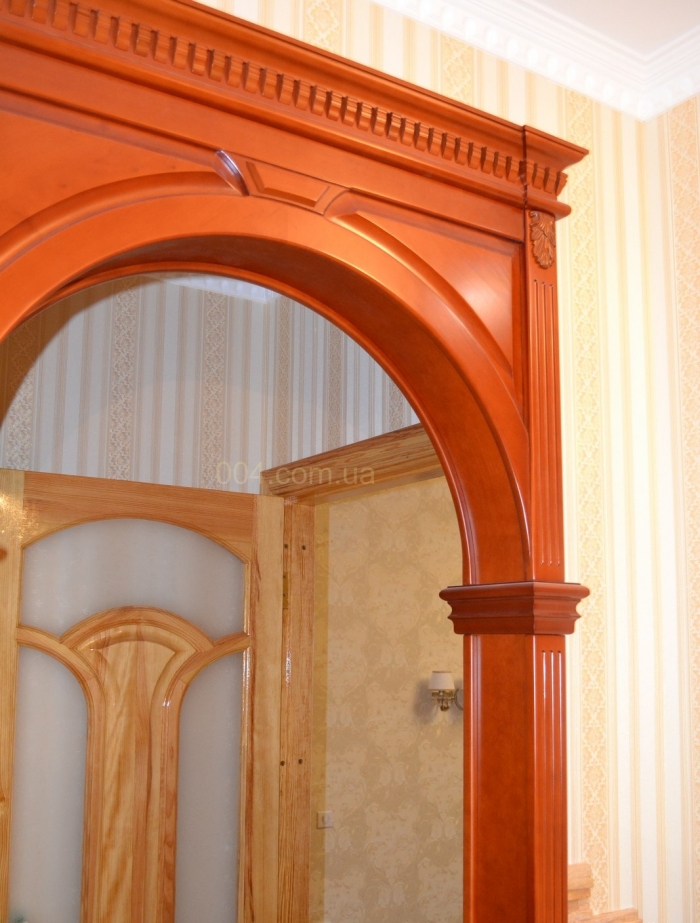 Арка Портал (сосна) Кривой Рог
Арка деревянная с декоративными элементами Портал. На втором плане дверь из сосны со стеклом. Модель дверей "Тюльпан"