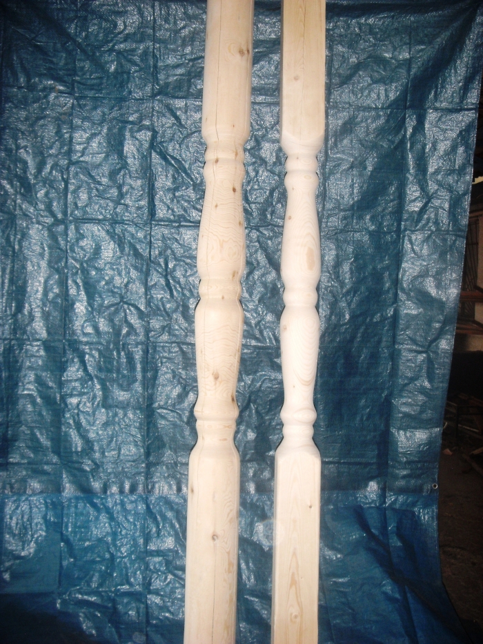 столбы точеные  высота 3м изготавливаются из кругляка сосна  лиственница можно из клеенного бруса