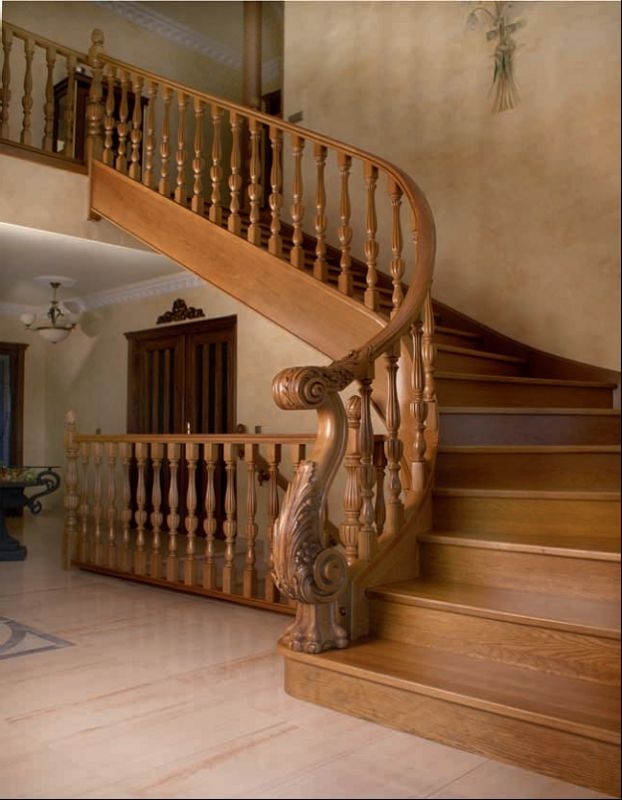 Представляем элитные лестницы из Испании.
Лестницы Torneados Munoz украшают своей роскошью лучшие элитные дома мира.

