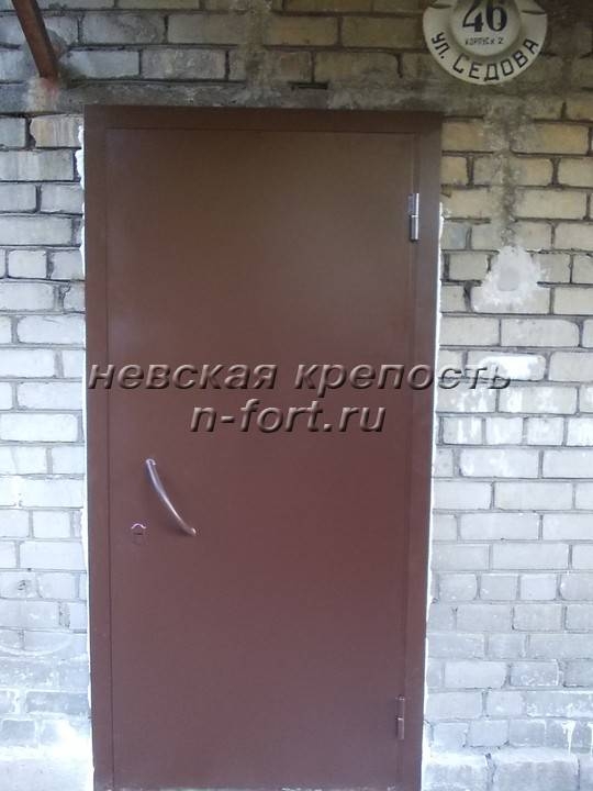Дверь металлическая одностворчатая  ул. Седова д.46
